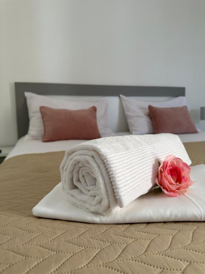 Villa Ruza 30M From The Beach 바스카보다 외부 사진