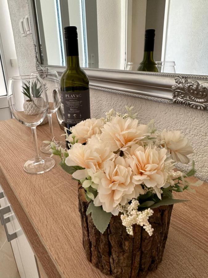 Villa Ruza 30M From The Beach 바스카보다 외부 사진