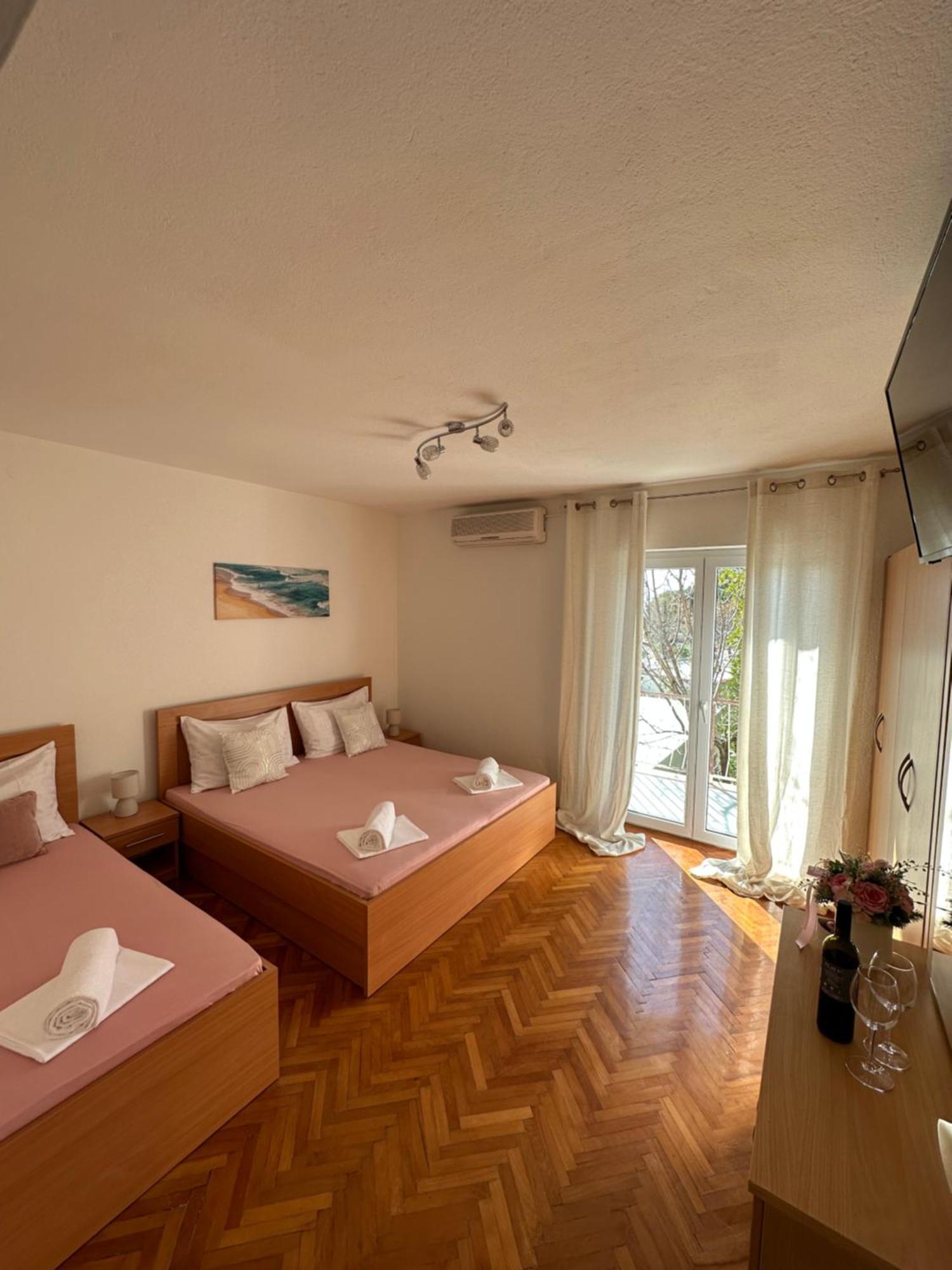 Villa Ruza 30M From The Beach 바스카보다 객실 사진