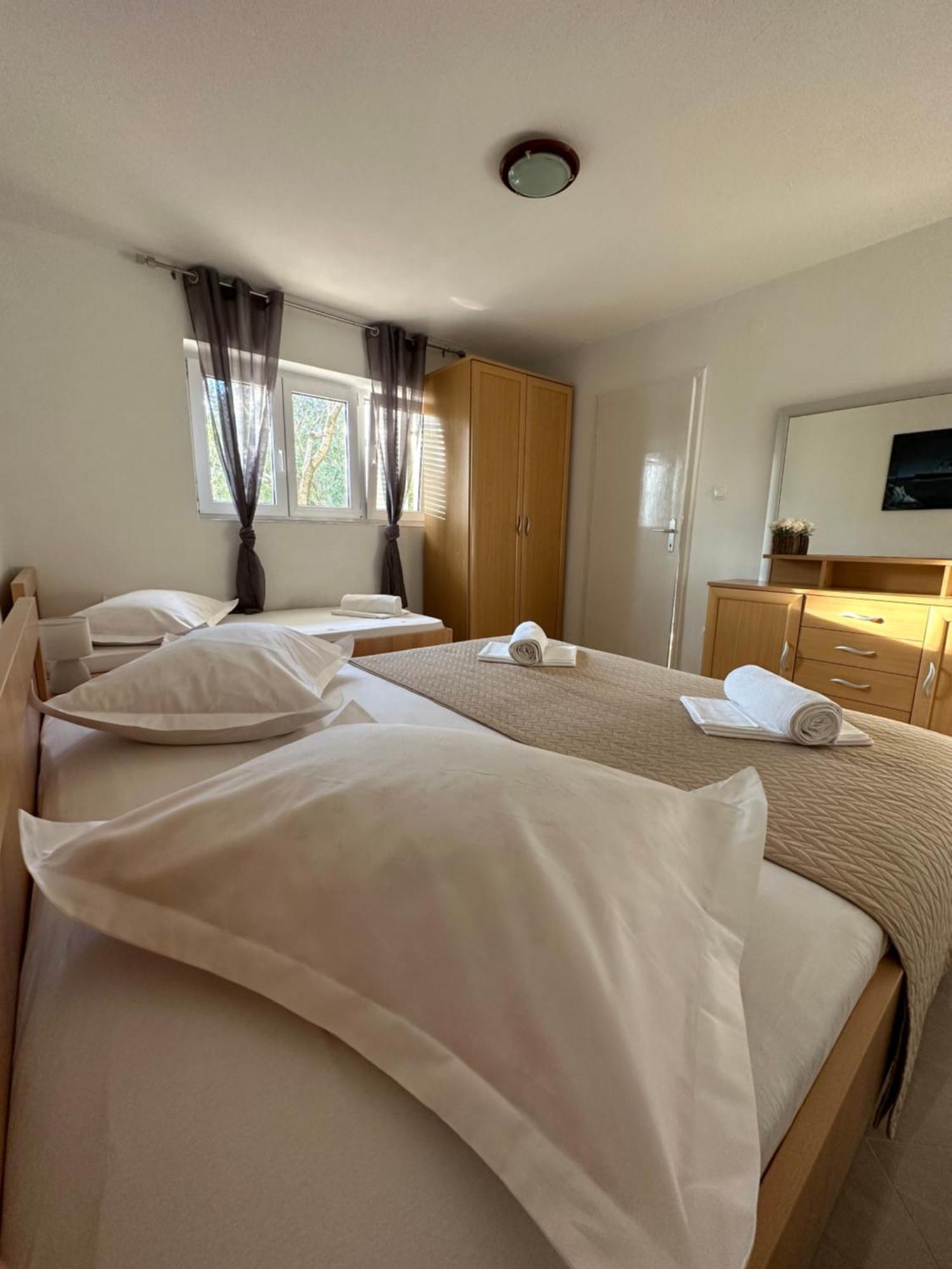 Villa Ruza 30M From The Beach 바스카보다 객실 사진